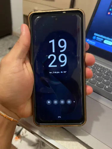 Moto G54 seminovo com capa e carregador