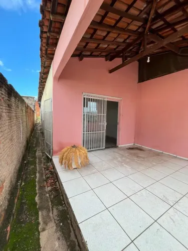 CASA À VENDA E LOCAÇÃO  PERFEITO PARA FINS COMERCIAIS E HOME OFFICE  Av. das Torres