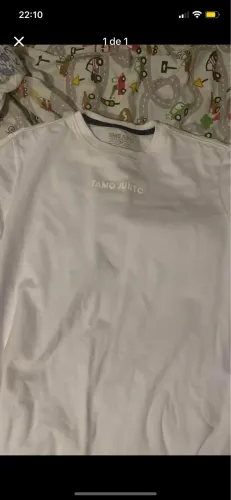 Camisa TK TAMO JUNTO nunca usada