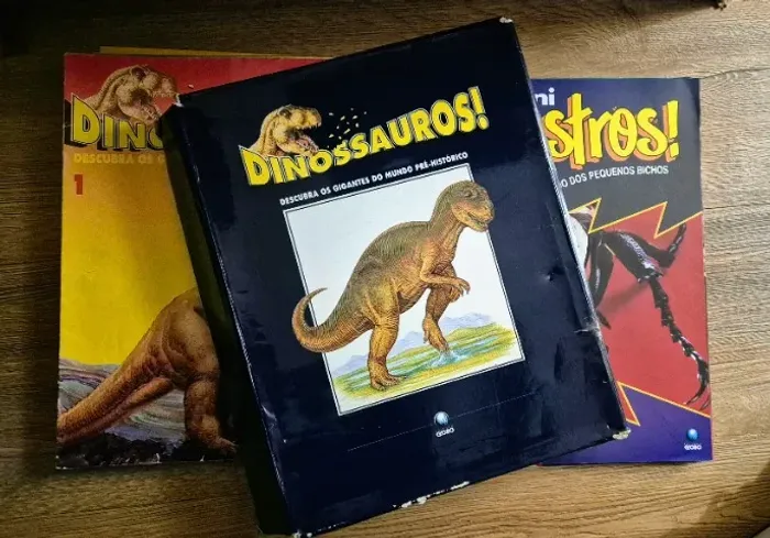 Lote Revistas Dinossauros + Mini Monstros + Box anos 90
