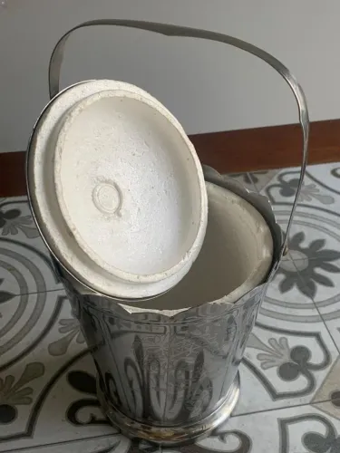 ANTIGO BALDE DE GELO
