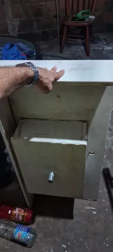 Vendo uma. Piar de porcelana mármore