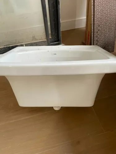 Tanque Suspenso 20L Branco Esmaltado Celite