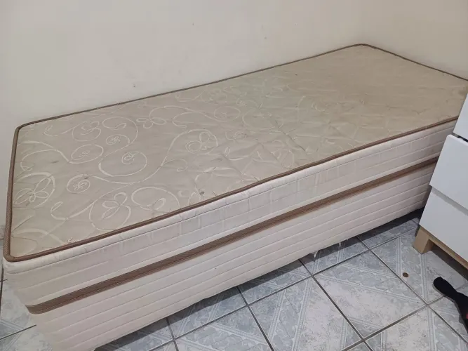 Cama de solteiro