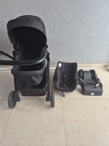 Carrinho de Bebê + Bebê Conforto + Base Veicular