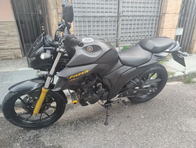 Fazer 250