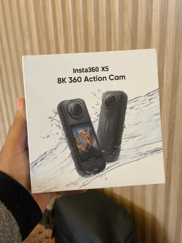 Insta 360 X5