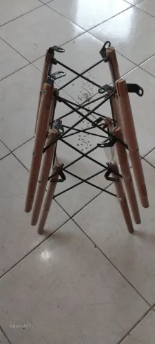 Pé de madeira