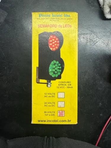 Semáforo LED Incotel Bivolt Novo para Garagem/Portão   