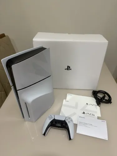 Ps5 slim 1Tb com Leitor Passo cartão