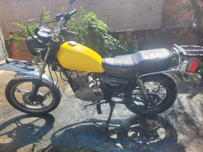 Suzuki intruder 125
