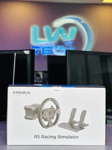 MOZA R5 Racing Simulator | Volante + Aro Formula + Base + Pedais