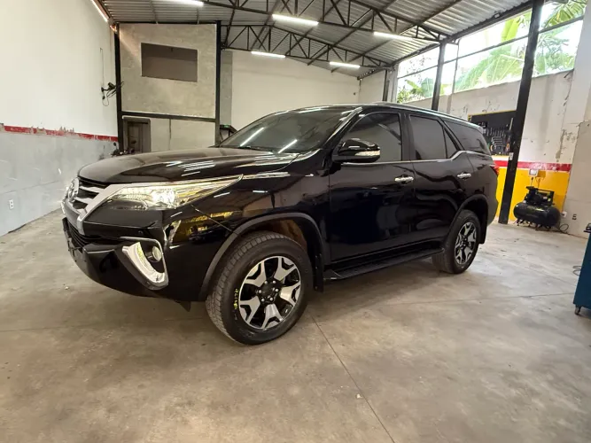 Toyota Hilux SW4 SRX 4X4 4.0 V6 24V Aut. 2016