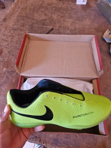 Vendo chuteira da Nike