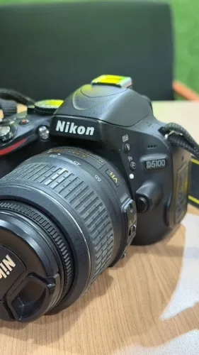 OPORTUNIDADE: NIKON D5100 COM LENTE 18-55mm + 55-300mm!!!!!!