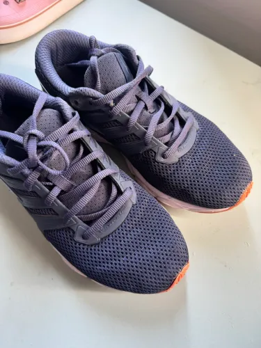 Mizuno Original - Tam. 39 (forma pequena, veste 37/38)