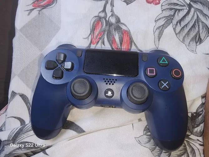 Dualshock 4 midnight blue semi novo