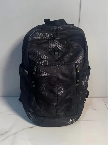 Desapego mochila Nik? $70