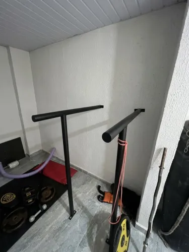 VENDO BARRA PARALELA