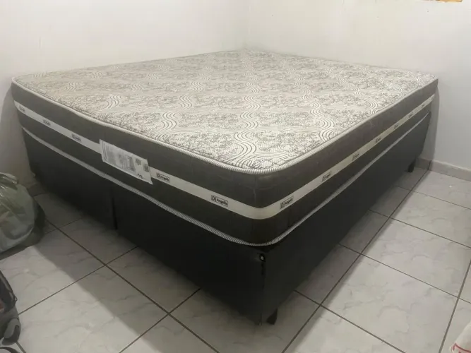 Cama quenn, Colchão + Base.
