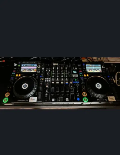 Kit CDJ2000NXS2 + DJM900NSX2 + CAPA ACRÍLICO 