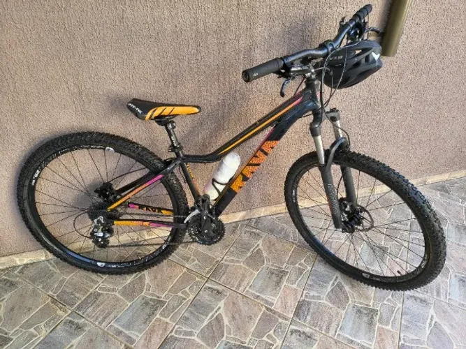Bicicleta Feminina Rava Aro 29 - Freio Hidráulico GTS - 24v (Semi-nova)
