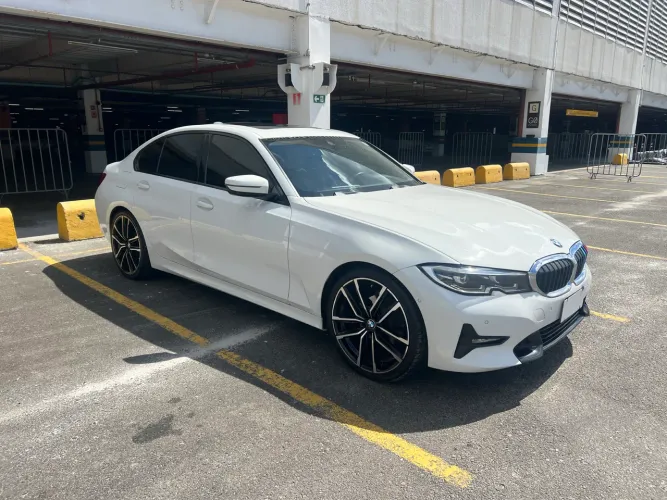 BMW 320I A 2.0 Turbo/activeflex 16V 184cv 4P 2021