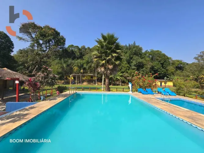 Sítio com 9 dormitórios à venda, 20000 m² por R$ 2.500.000,00 - Tinguá - Nova Iguaçu/RJ