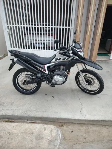 Vende se Bros 160 2021