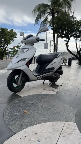 Suzuki Bugmar