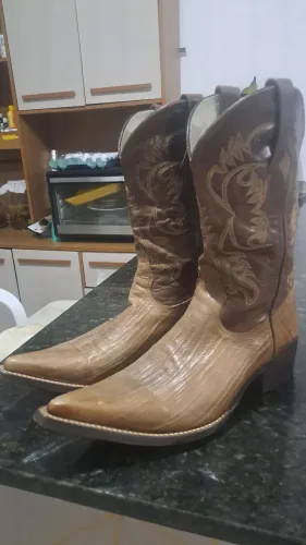 Bota goyazes 40