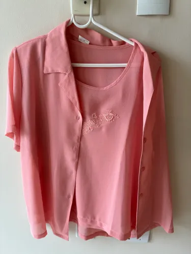 Blusas femininas elegantes