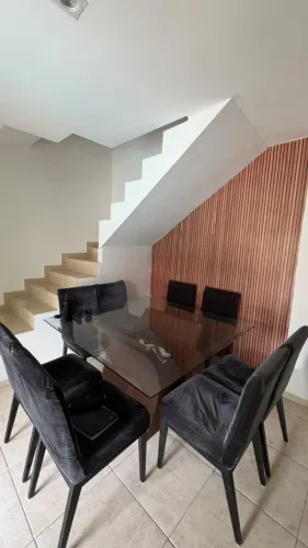 Mesa + Aparador + Cristaleira