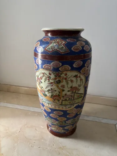 Vaso de piso oriental grande