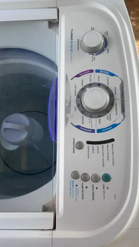 Vendo máquina de lavar Electrolux 13kg em ótimo estado funcionando tudo