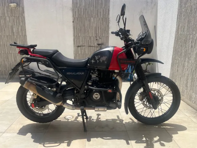 Royal Enfield Himalayan 411 | Bem conservada