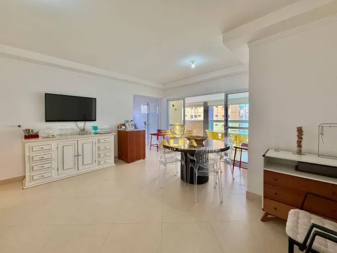 Apartamento novo com varanda gourmet e vista mar na Praia da Enseada Alfa Imóveis Guarujá