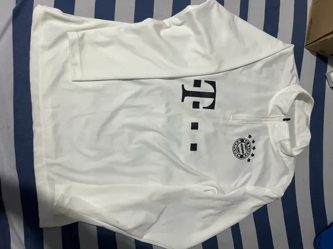 Blusa Bayer