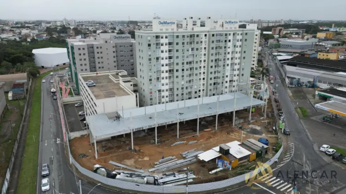 ÁREA COMERCIAL DE APROXIMADAMENTE 1.135M² SERRA