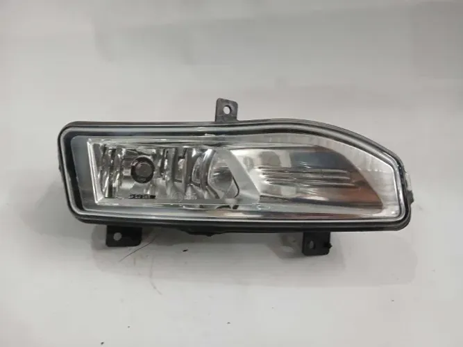 Farol Auxiliar Nissan Kicks 2017/2020 Direito Direito