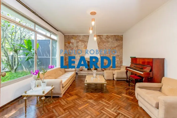 CASA TÉRREA - ALTO DA BOA VISTA - SP
