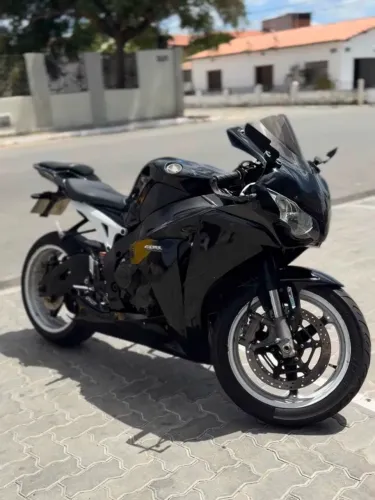 Honda CBR 1000 RR Fire Blade 2010