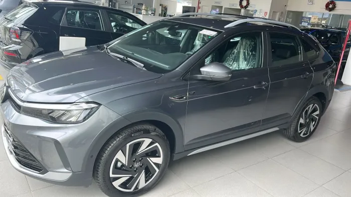 Volkswagen Nivus Highline 1.0 200 TSI Flex AUT 2027