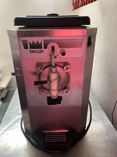 Máquina de açaí da Taylor