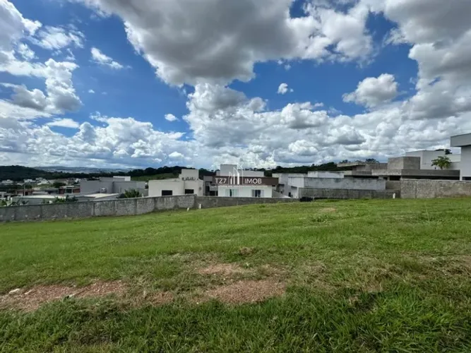 Lote em Condomínio Fechado - Jardins Barcelona ,quitado e registrado, apenas R$ 255.000,00