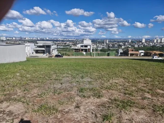 Terreno no Terras Alpha SJC com 343 m2