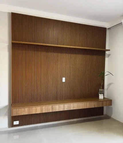 Painel De Televisão Ripado