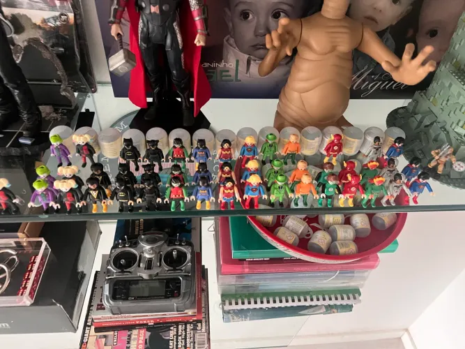 Coleção DC kinder ovo 