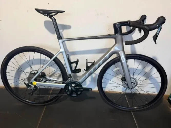 Scott Ride 20 ( E bike ) tamanho 56