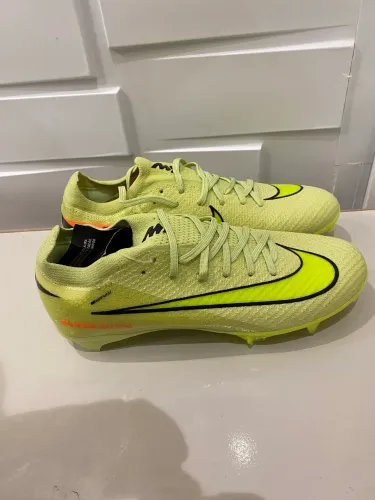 Chuteira Campo Nike Mercurial N39.5